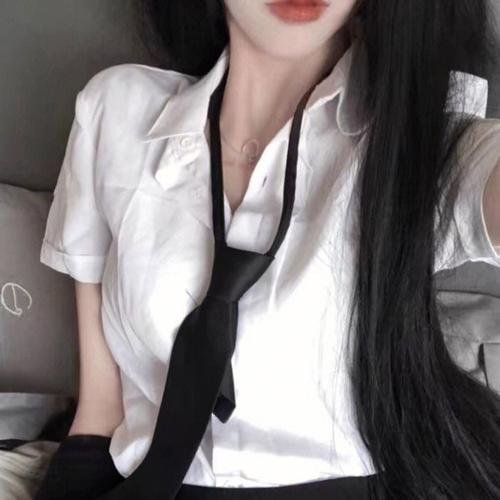 砍柴姑娘